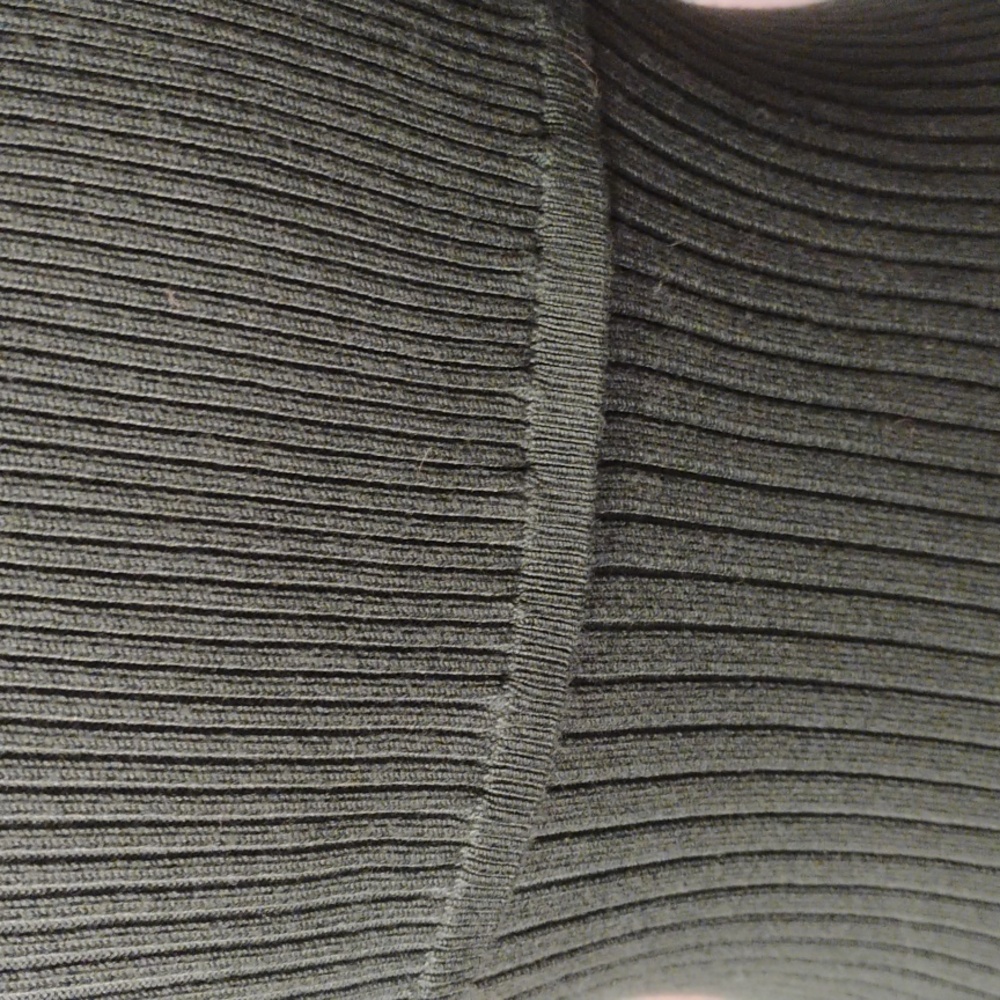 Dark Green Ribbed Lace-Up Top - Picture 4 of 4